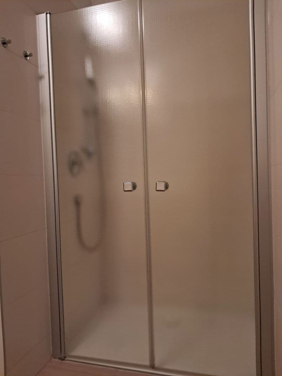 Prenájom bytu 2-izbový 89 m², Libušina, Roudnice nad Labem, Ústecký kraj Prenájom bytu 2-izbový 89 m², Libušina, Roudnice nad Labem, Ústecký kraj