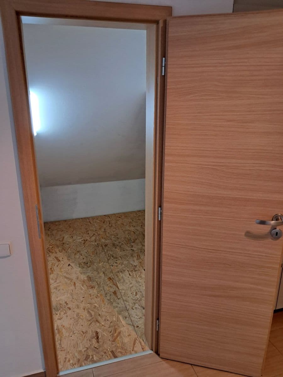 Prenájom bytu 2-izbový 89 m², Libušina, Roudnice nad Labem, Ústecký kraj Prenájom bytu 2-izbový 89 m², Libušina, Roudnice nad Labem, Ústecký kraj