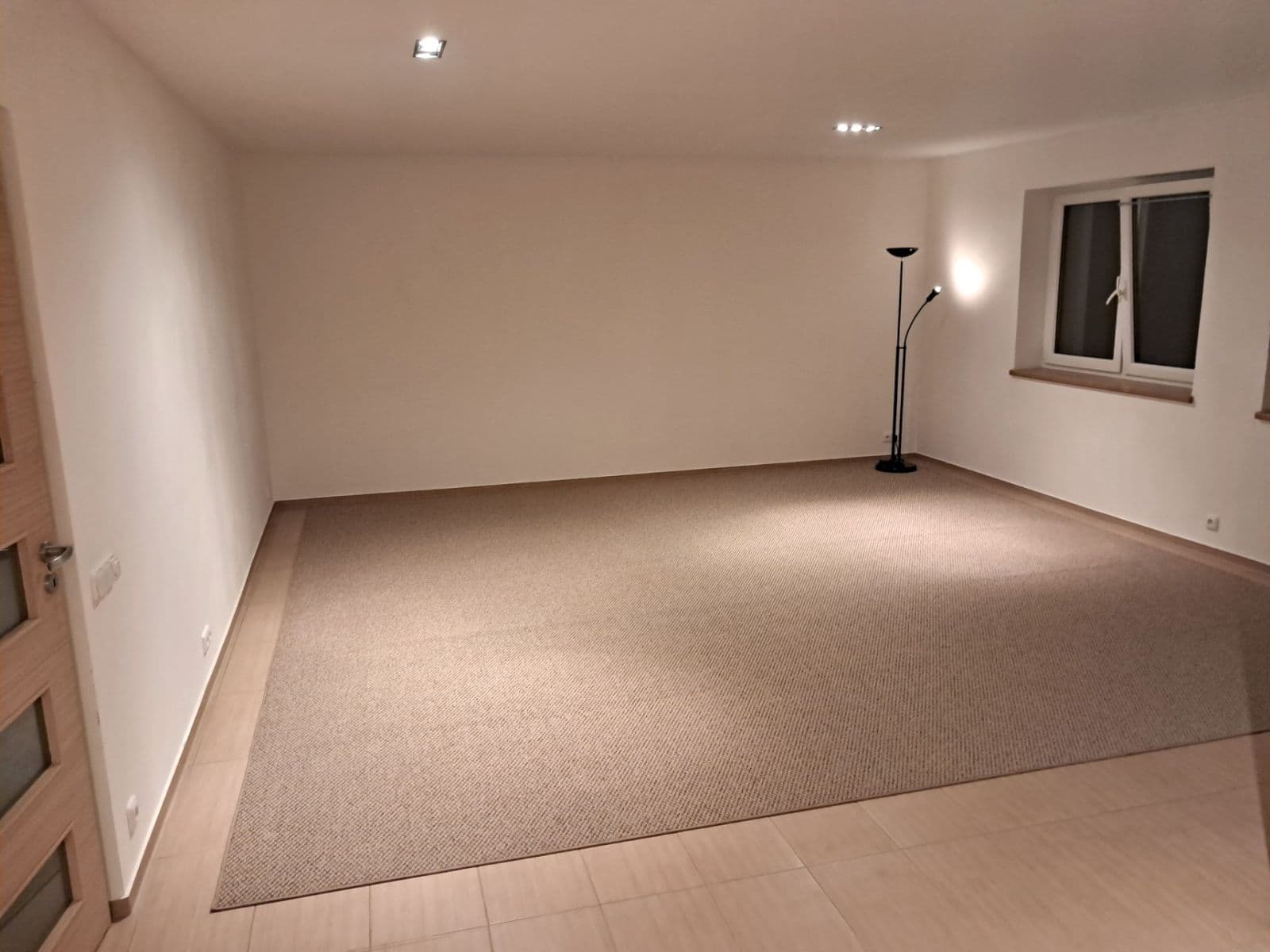 Prenájom bytu 2-izbový 89 m², Libušina, Roudnice nad Labem, Ústecký kraj Prenájom bytu 2-izbový 89 m², Libušina, Roudnice nad Labem, Ústecký kraj