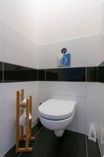 Prenájom bytu 90 m², Blanická, Praha, Praha Prenájom bytu 90 m², Blanická, Praha, Praha