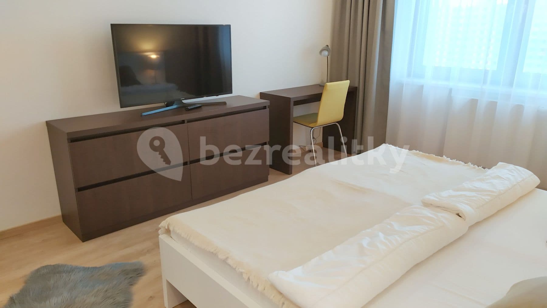 Prenájom bytu 2-izbový 51 m², Mukařovského, Praha, Praha Prenájom bytu 2-izbový 51 m², Mukařovského, Praha, Praha