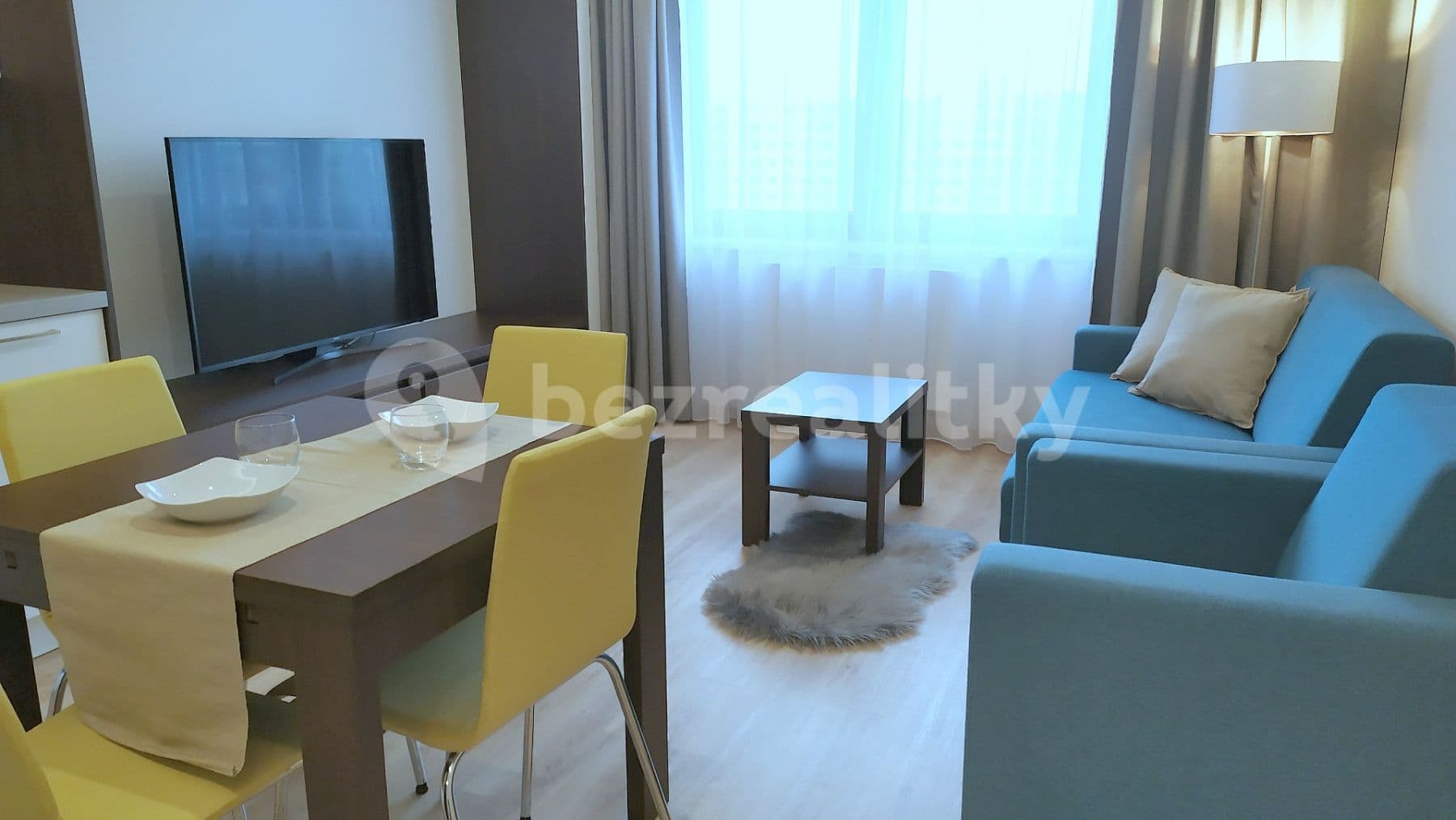 Prenájom bytu 2-izbový 51 m², Mukařovského, Praha, Praha Prenájom bytu 2-izbový 51 m², Mukařovského, Praha, Praha