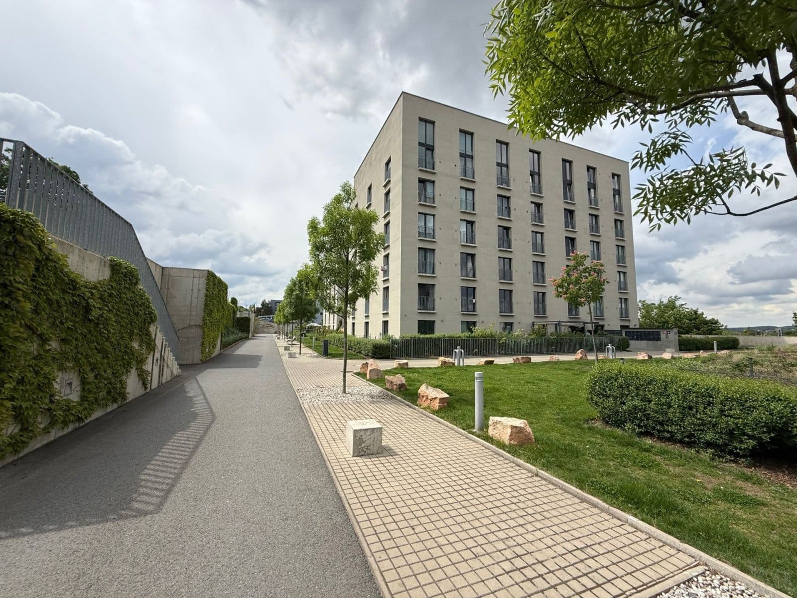 Prenájom bytu 2-izbový 46 m², Novovysočanská, Praha, Praha Prenájom bytu 2-izbový 46 m², Novovysočanská, Praha, Praha