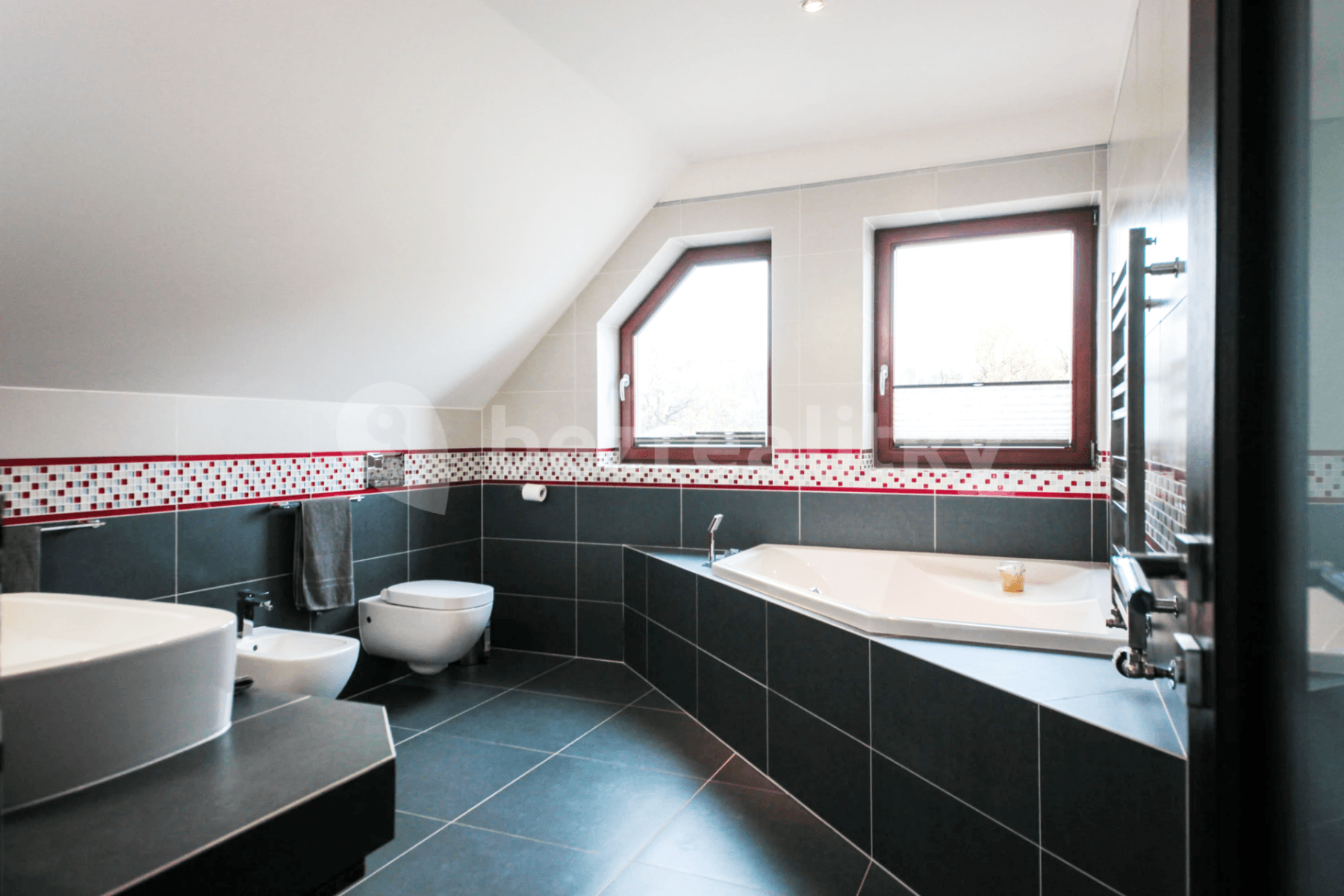 Prenájom domu 220 m², pozemek 821 m², Pod Ovčínem, Praha, Praha Prenájom domu 220 m², pozemek 821 m², Pod Ovčínem, Praha, Praha