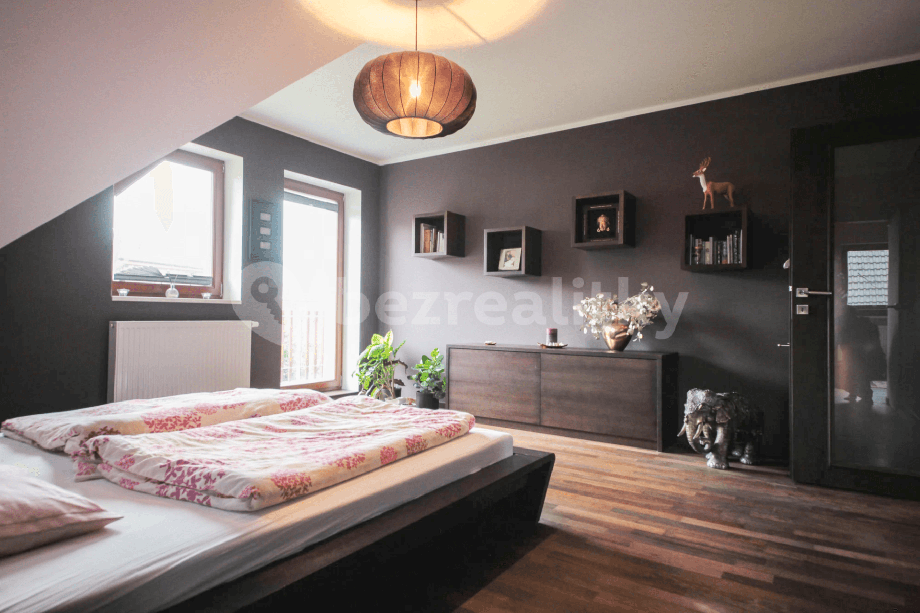 Prenájom domu 220 m², pozemek 821 m², Pod Ovčínem, Praha, Praha Prenájom domu 220 m², pozemek 821 m², Pod Ovčínem, Praha, Praha