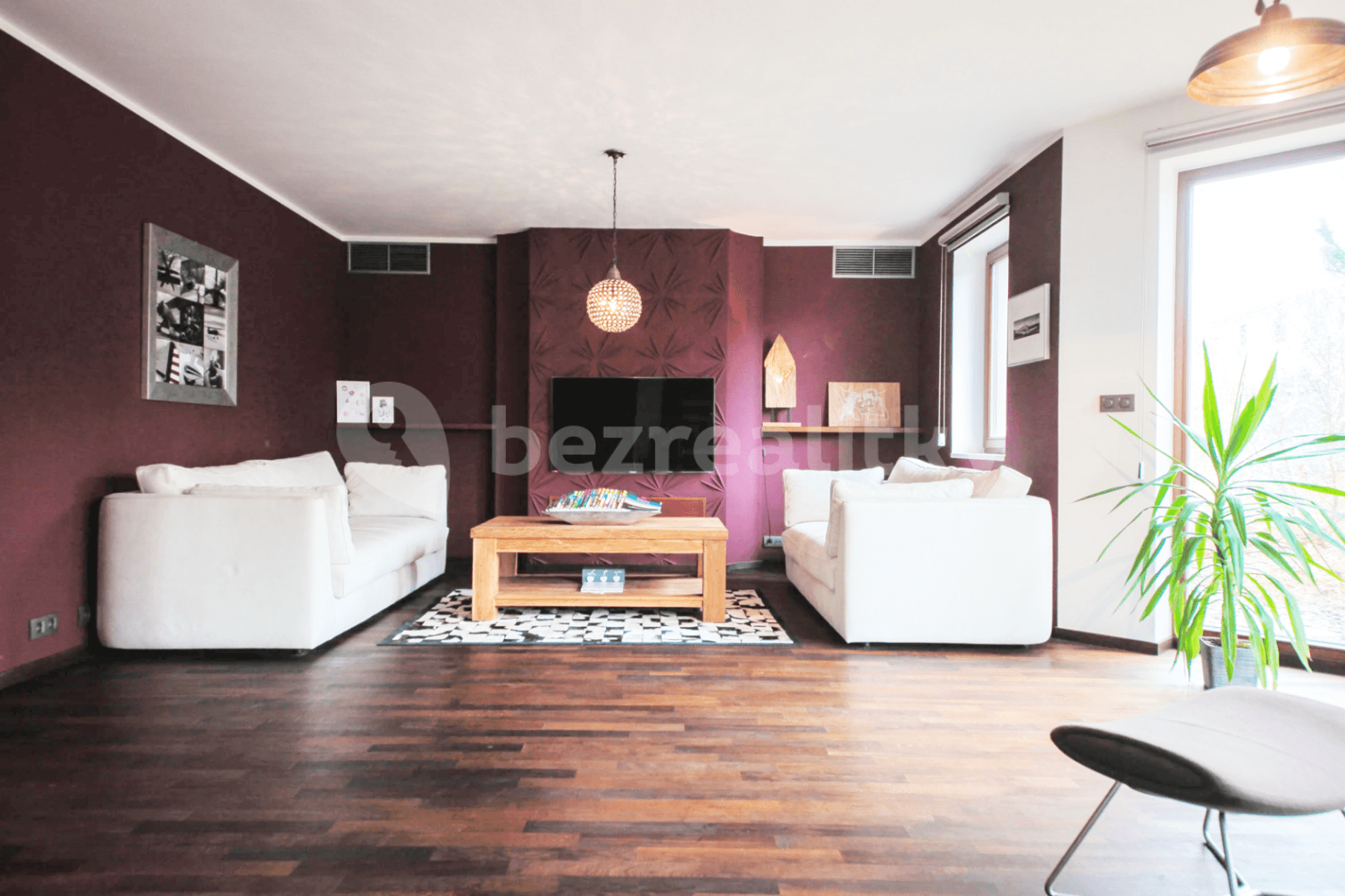 Prenájom domu 220 m², pozemek 821 m², Pod Ovčínem, Praha, Praha Prenájom domu 220 m², pozemek 821 m², Pod Ovčínem, Praha, Praha