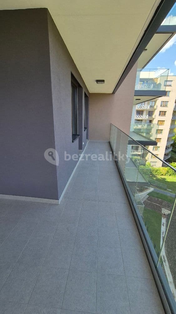 Prenájom bytu 3-izbový 87 m², K Červenému vrchu, Praha, Praha Prenájom bytu 3-izbový 87 m², K Červenému vrchu, Praha, Praha