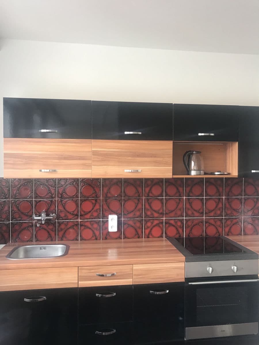 Prenájom bytu 300 m², U Družstva Práce A, Praha, Praha Prenájom bytu 300 m², U Družstva Práce A, Praha, Praha