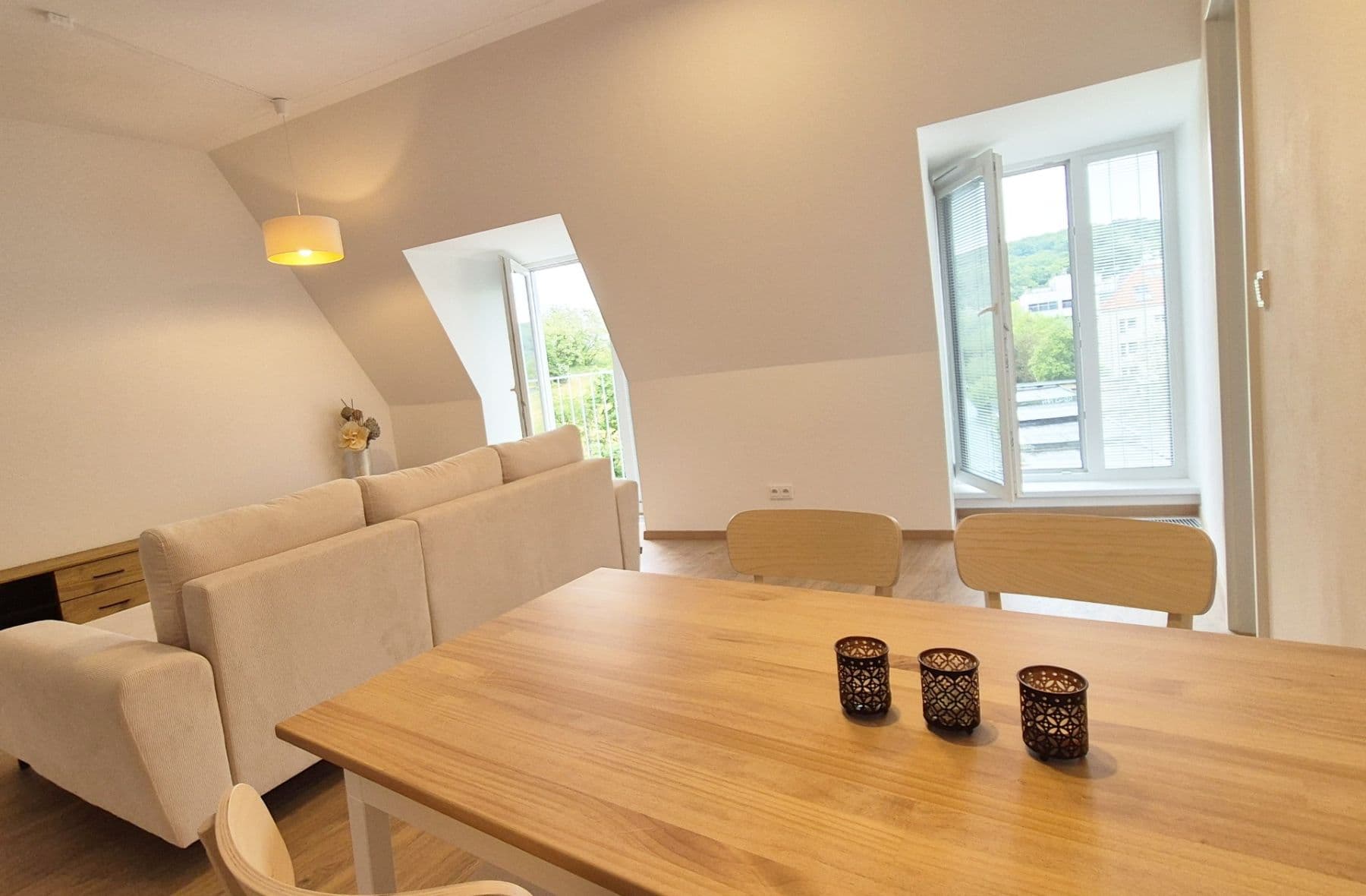 Prenájom bytu 2-izbový 65 m², Týmlova, Praha, Praha Prenájom bytu 2-izbový 65 m², Týmlova, Praha, Praha