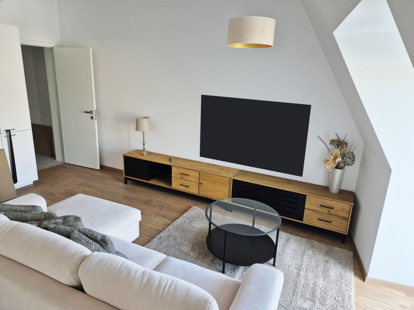 Prenájom bytu 2-izbový 65 m², Týmlova, Praha, Praha Prenájom bytu 2-izbový 65 m², Týmlova, Praha, Praha
