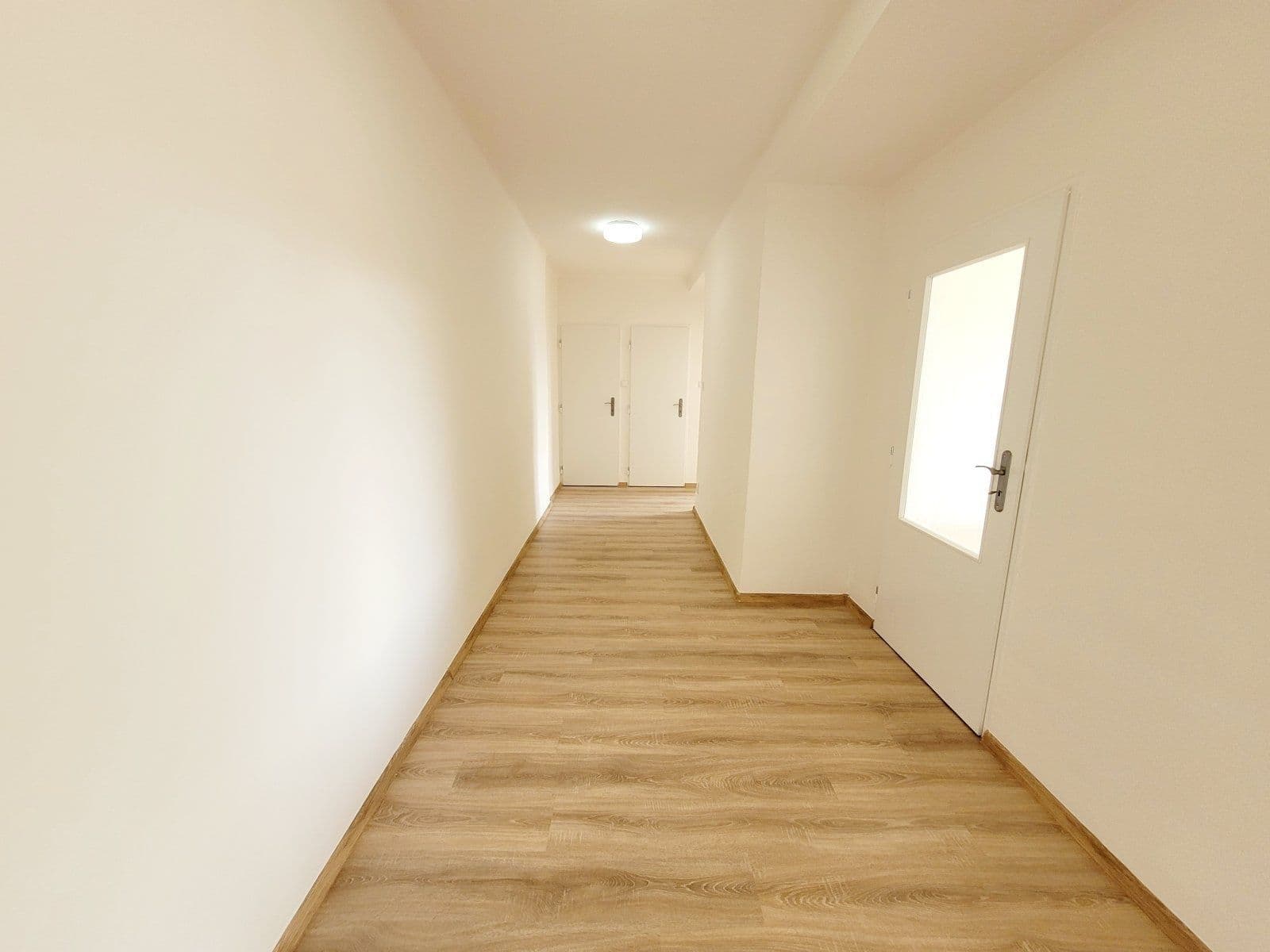 Prenájom bytu 2-izbový 55 m², Okružní, Havířov, Moravskoslezský kraj Prenájom bytu 2-izbový 55 m², Okružní, Havířov, Moravskoslezský kraj