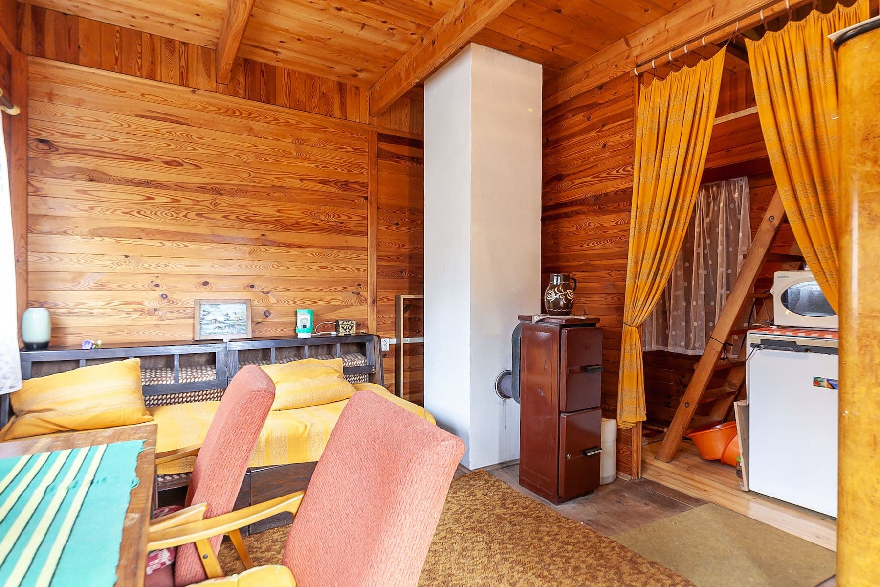 Predaj rekreačného objektu 16 m², pozemek 591 m², Krhanice, Krhanice, Středočeský kraj Predaj rekreačného objektu 16 m², pozemek 591 m², Krhanice, Krhanice, Středočeský kraj