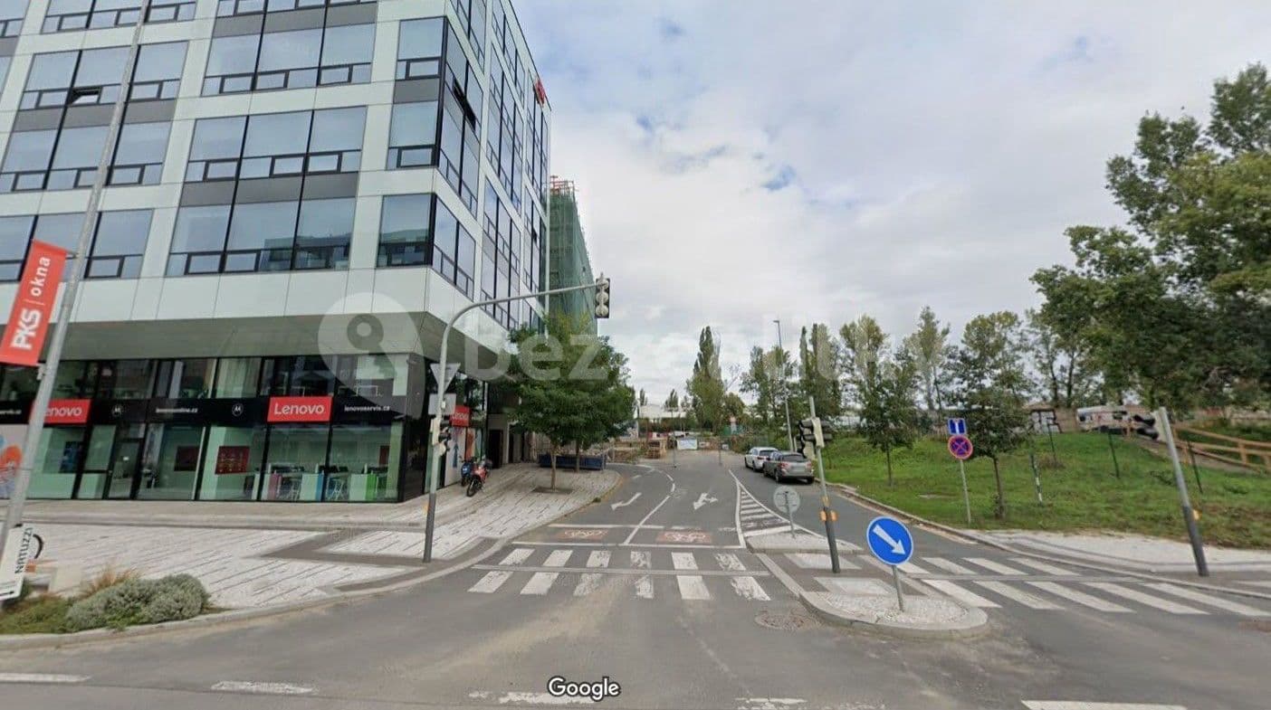 Prenájom garáže 13 m², Breitfeldova, Praha, Praha Prenájom garáže 13 m², Breitfeldova, Praha, Praha