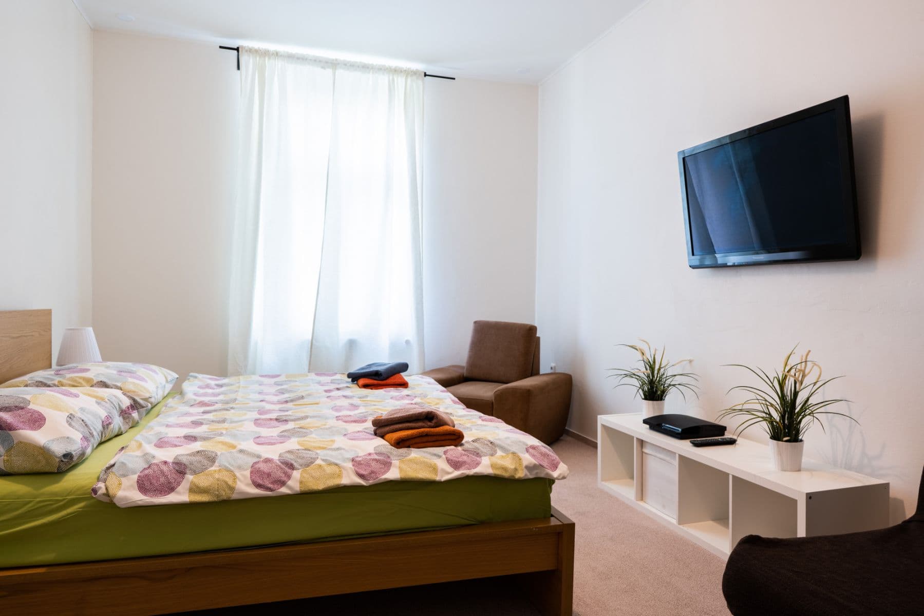 Prenájom bytu 79 m², Polská, Praha, Praha Prenájom bytu 79 m², Polská, Praha, Praha