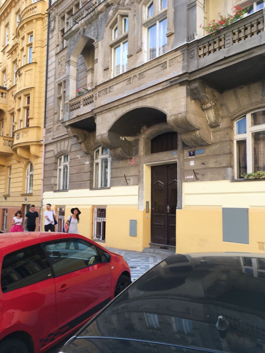 Prenájom bytu 79 m², Polská, Praha, Praha Prenájom bytu 79 m², Polská, Praha, Praha