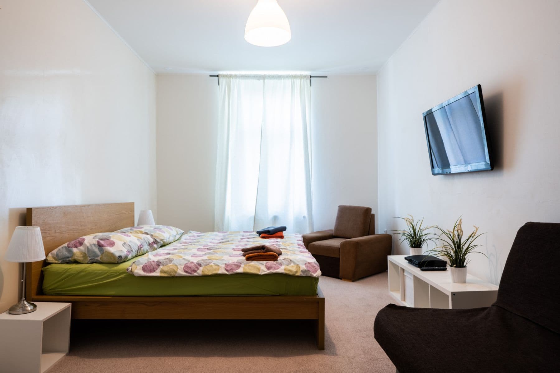 Prenájom bytu 79 m², Polská, Praha, Praha Prenájom bytu 79 m², Polská, Praha, Praha