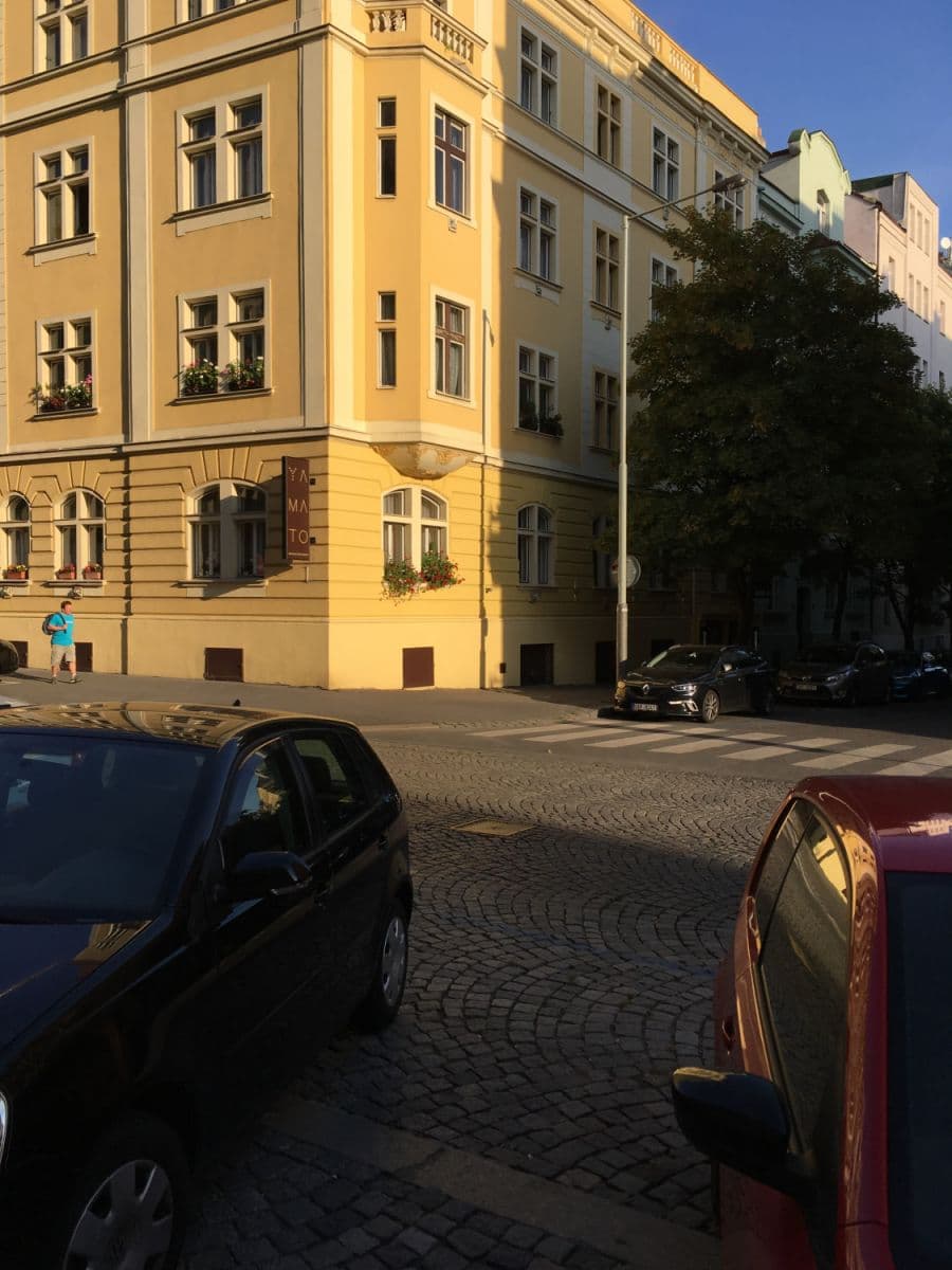 Prenájom bytu 79 m², Polská, Praha, Praha Prenájom bytu 79 m², Polská, Praha, Praha