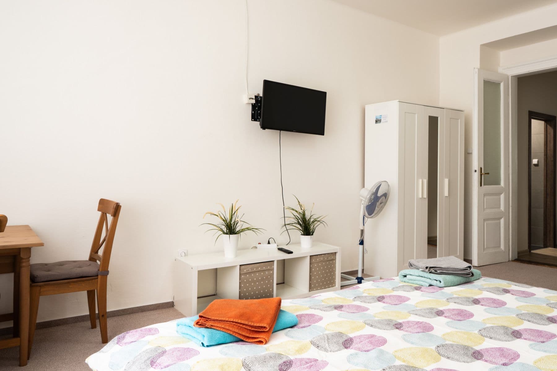 Prenájom bytu 79 m², Polská, Praha, Praha Prenájom bytu 79 m², Polská, Praha, Praha