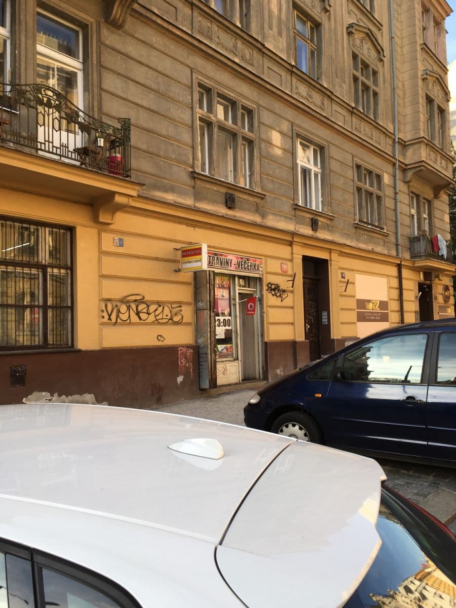 Prenájom bytu 79 m², Polská, Praha, Praha Prenájom bytu 79 m², Polská, Praha, Praha