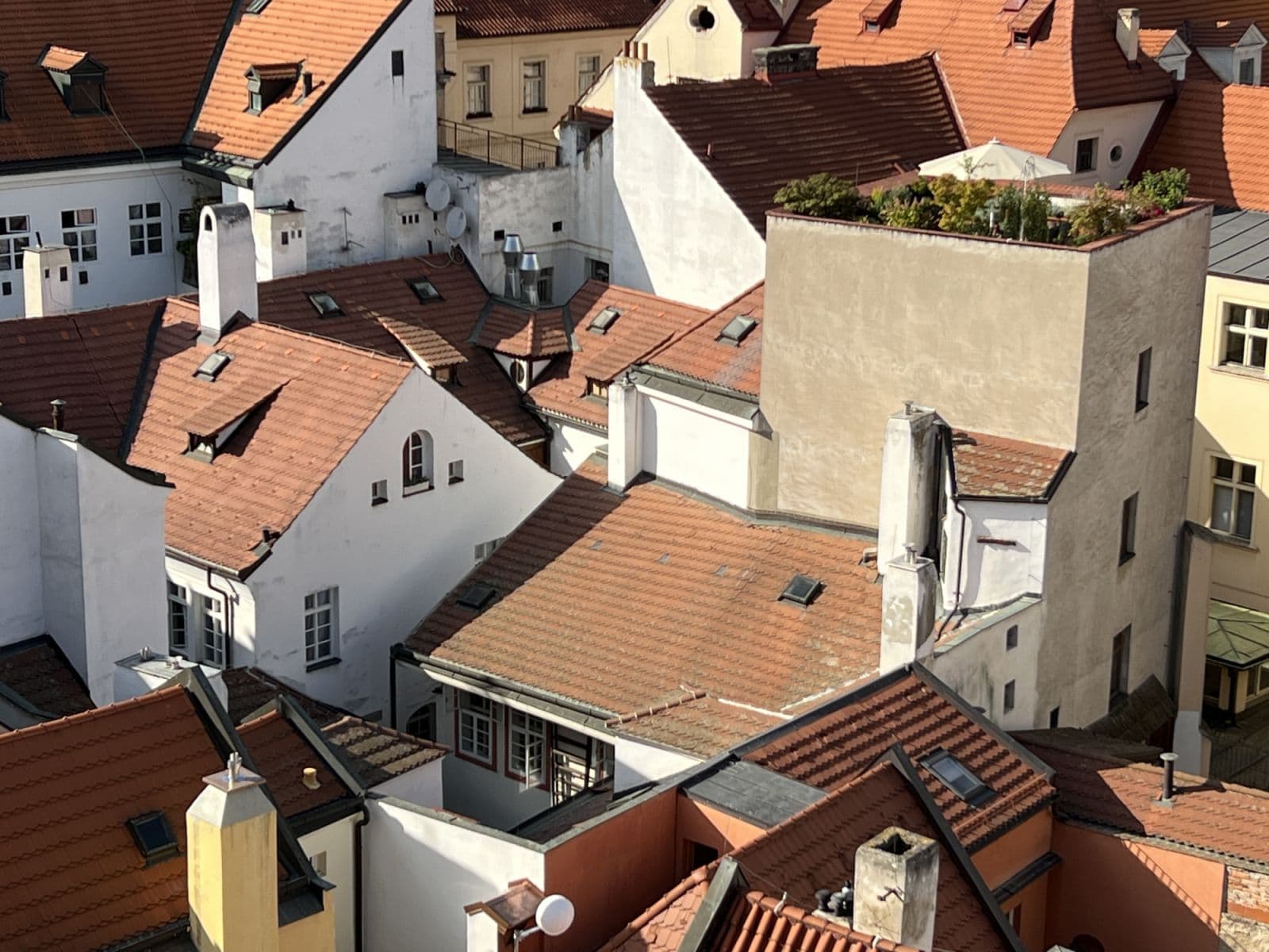 Prenájom bytu 40 m², Mostecká, Praha, Praha Prenájom bytu 40 m², Mostecká, Praha, Praha