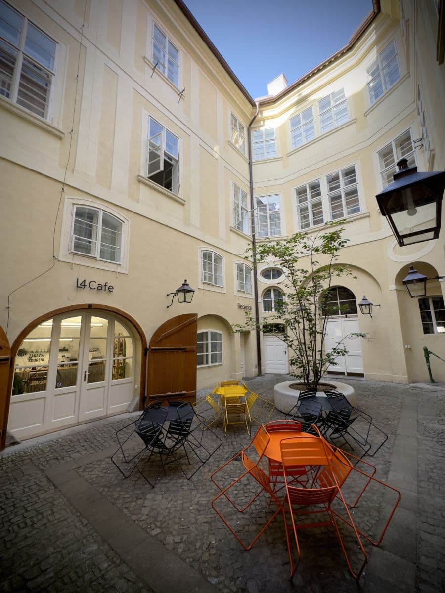 Prenájom bytu 40 m², Mostecká, Praha, Praha Prenájom bytu 40 m², Mostecká, Praha, Praha