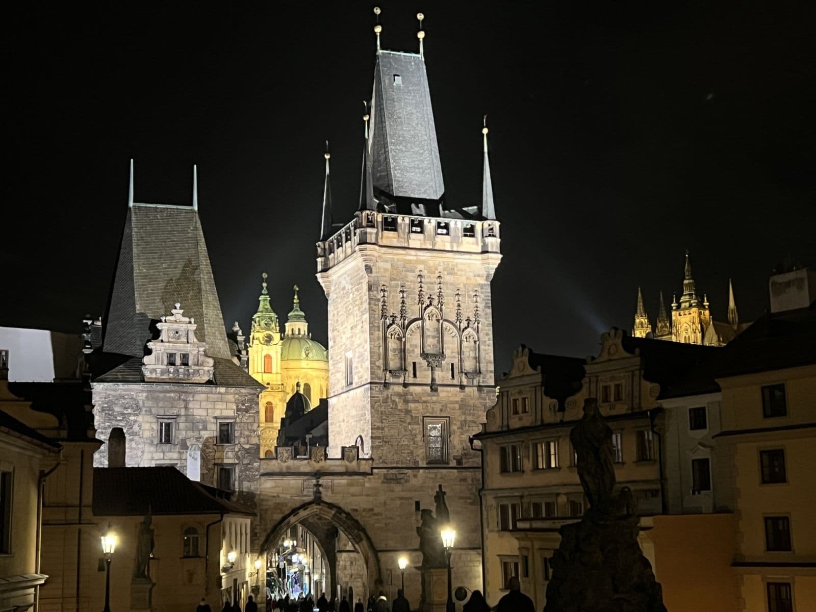 Prenájom bytu 40 m², Mostecká, Praha, Praha Prenájom bytu 40 m², Mostecká, Praha, Praha