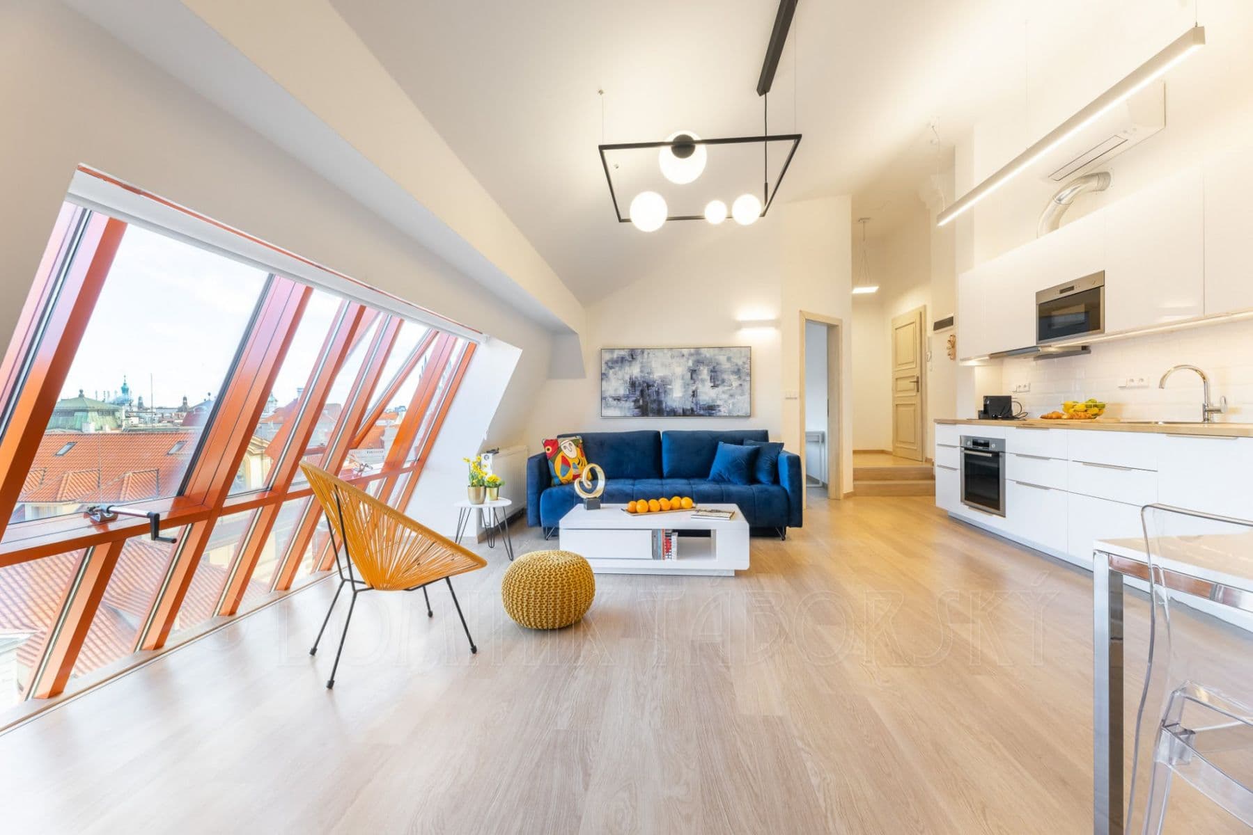 Prenájom bytu 75 m², Karlova, Praha, Praha Prenájom bytu 75 m², Karlova, Praha, Praha