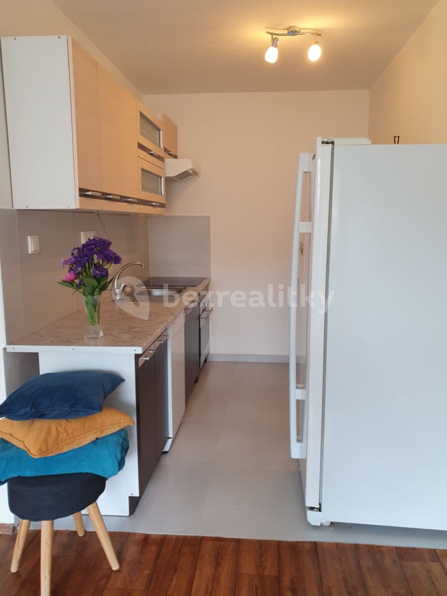 Prenájom bytu 2-izbový 45 m², Bronzová, Praha, Praha Prenájom bytu 2-izbový 45 m², Bronzová, Praha, Praha