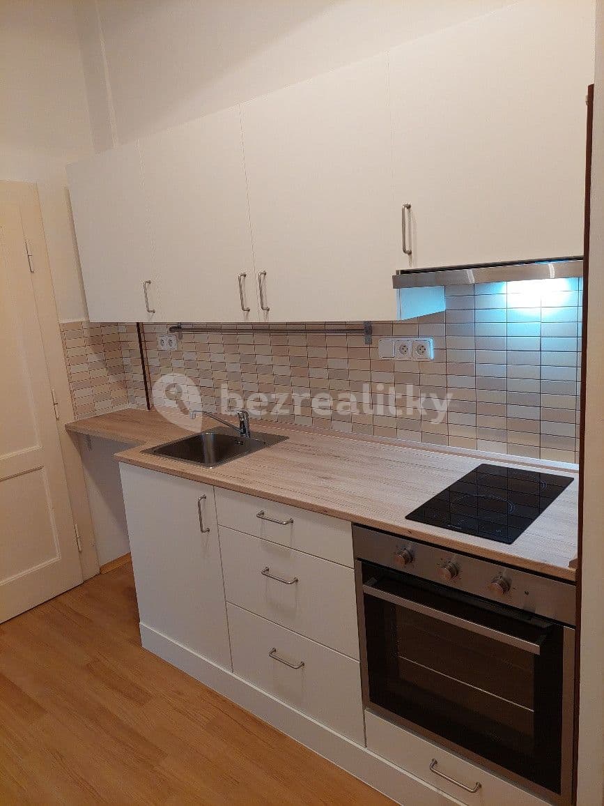 Prenájom bytu 2-izbový 54 m², U Křížku, Praha, Praha Prenájom bytu 2-izbový 54 m², U Křížku, Praha, Praha