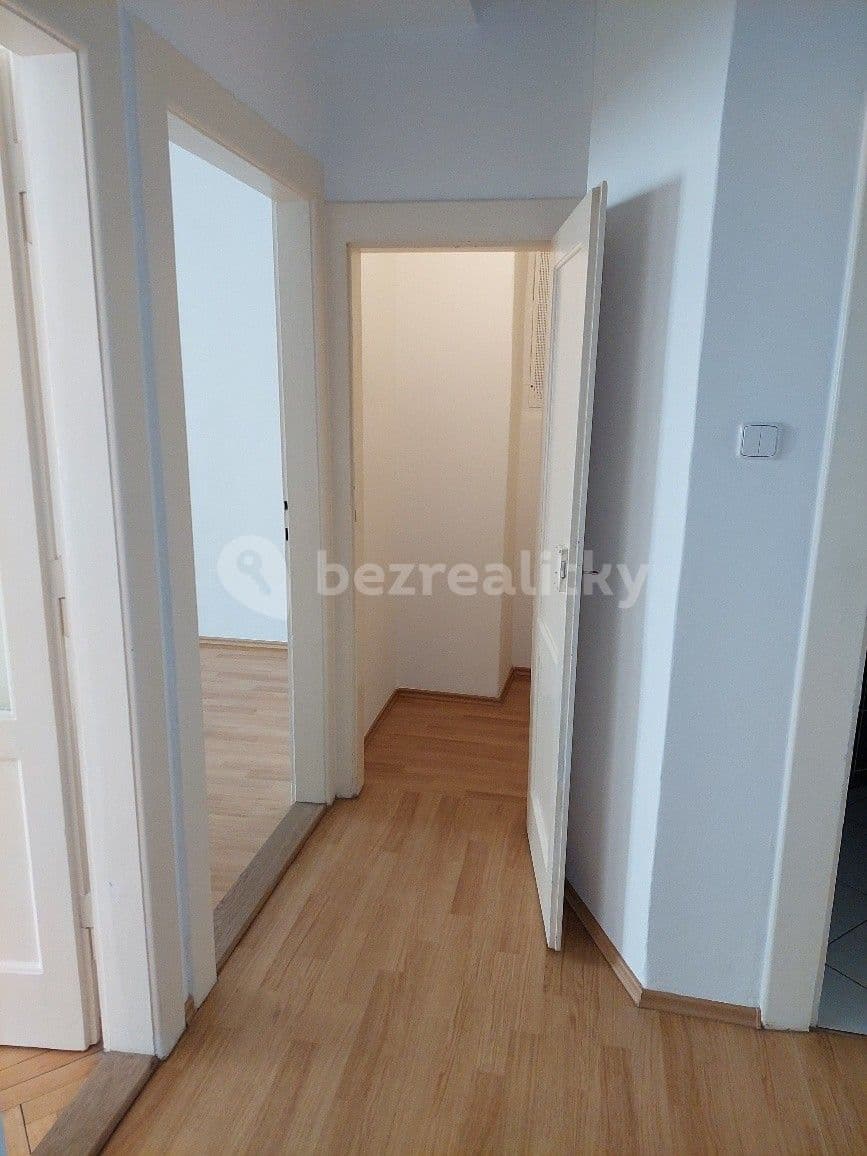 Prenájom bytu 2-izbový 54 m², U Křížku, Praha, Praha Prenájom bytu 2-izbový 54 m², U Křížku, Praha, Praha