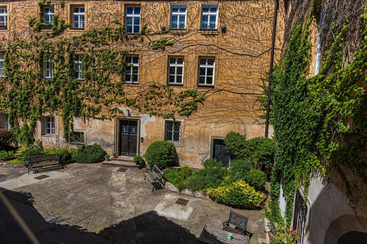 Prenájom bytu 50 m², U Obecního dvora, Praha, Praha Prenájom bytu 50 m², U Obecního dvora, Praha, Praha