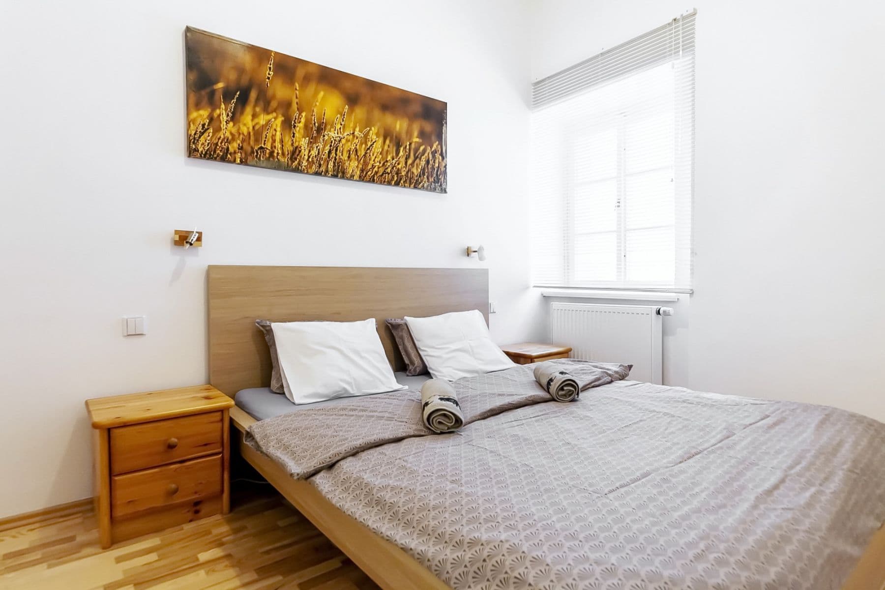 Prenájom bytu 50 m², U Obecního dvora, Praha, Praha Prenájom bytu 50 m², U Obecního dvora, Praha, Praha