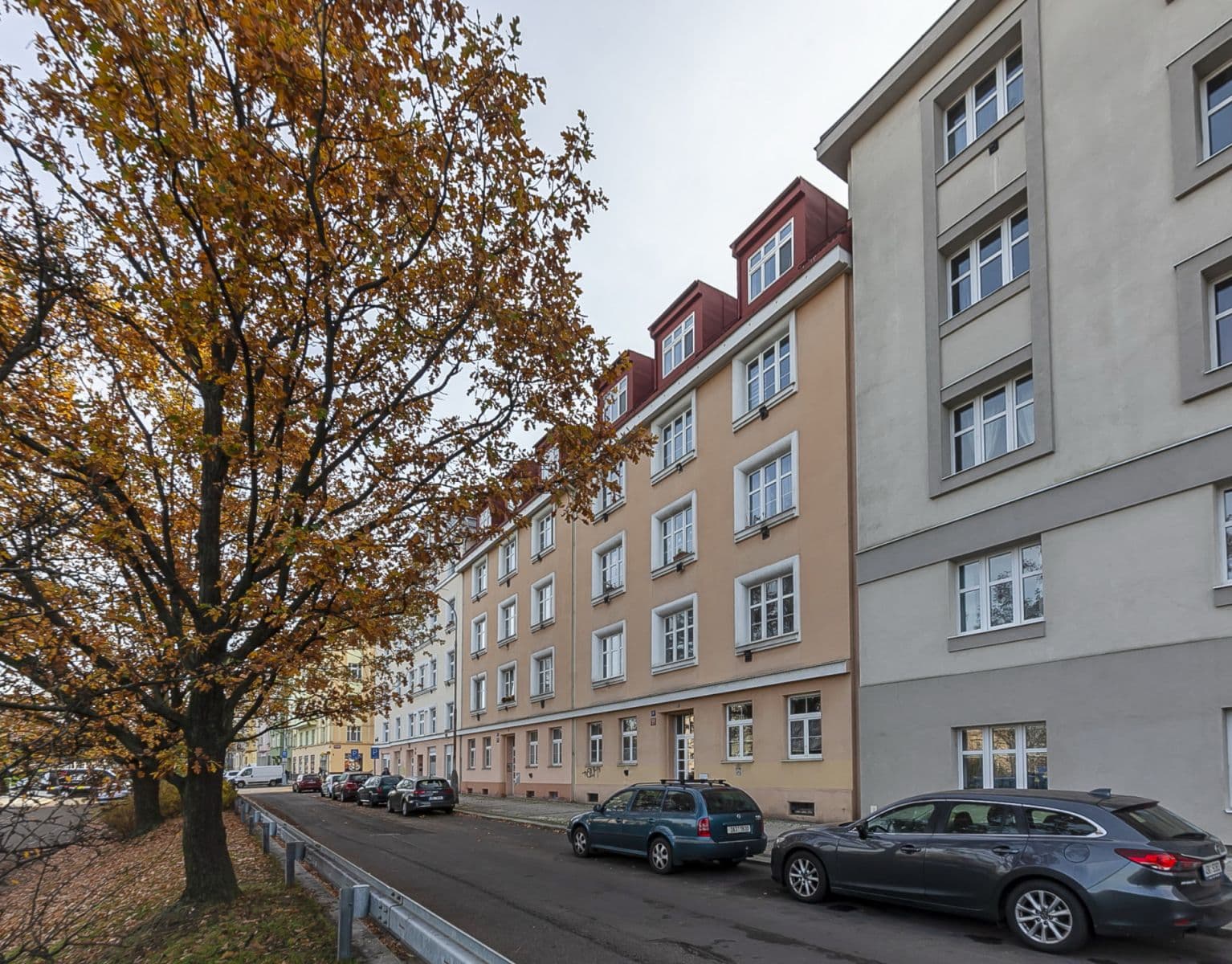 Prenájom bytu 55 m², Parléřova, Praha, Praha Prenájom bytu 55 m², Parléřova, Praha, Praha
