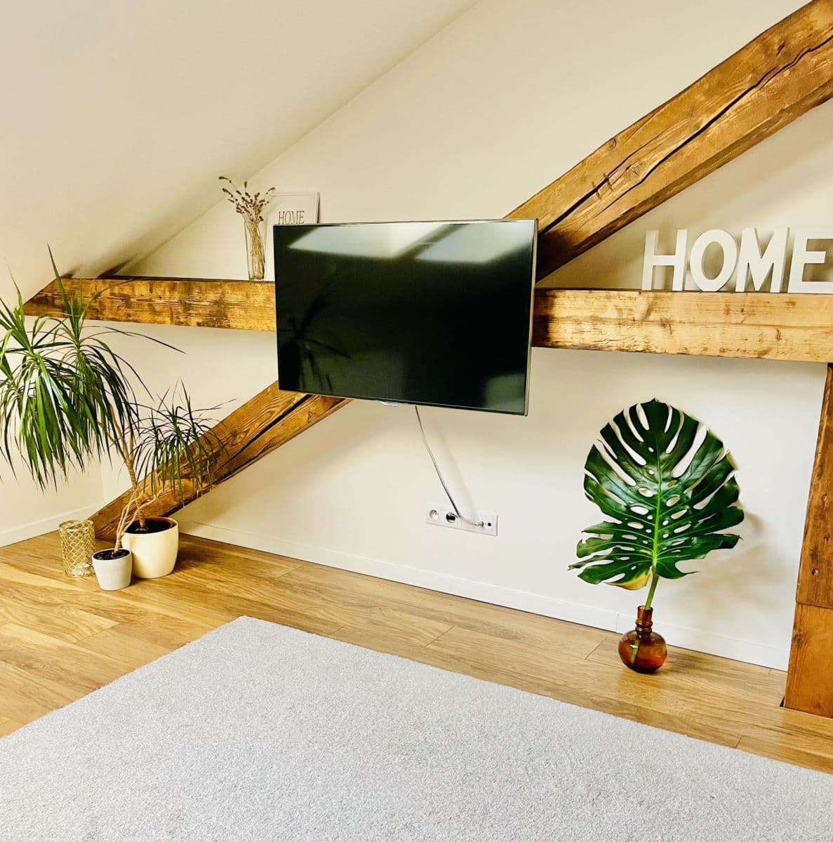 Prenájom bytu 55 m², Bulharská, Praha, Praha Prenájom bytu 55 m², Bulharská, Praha, Praha