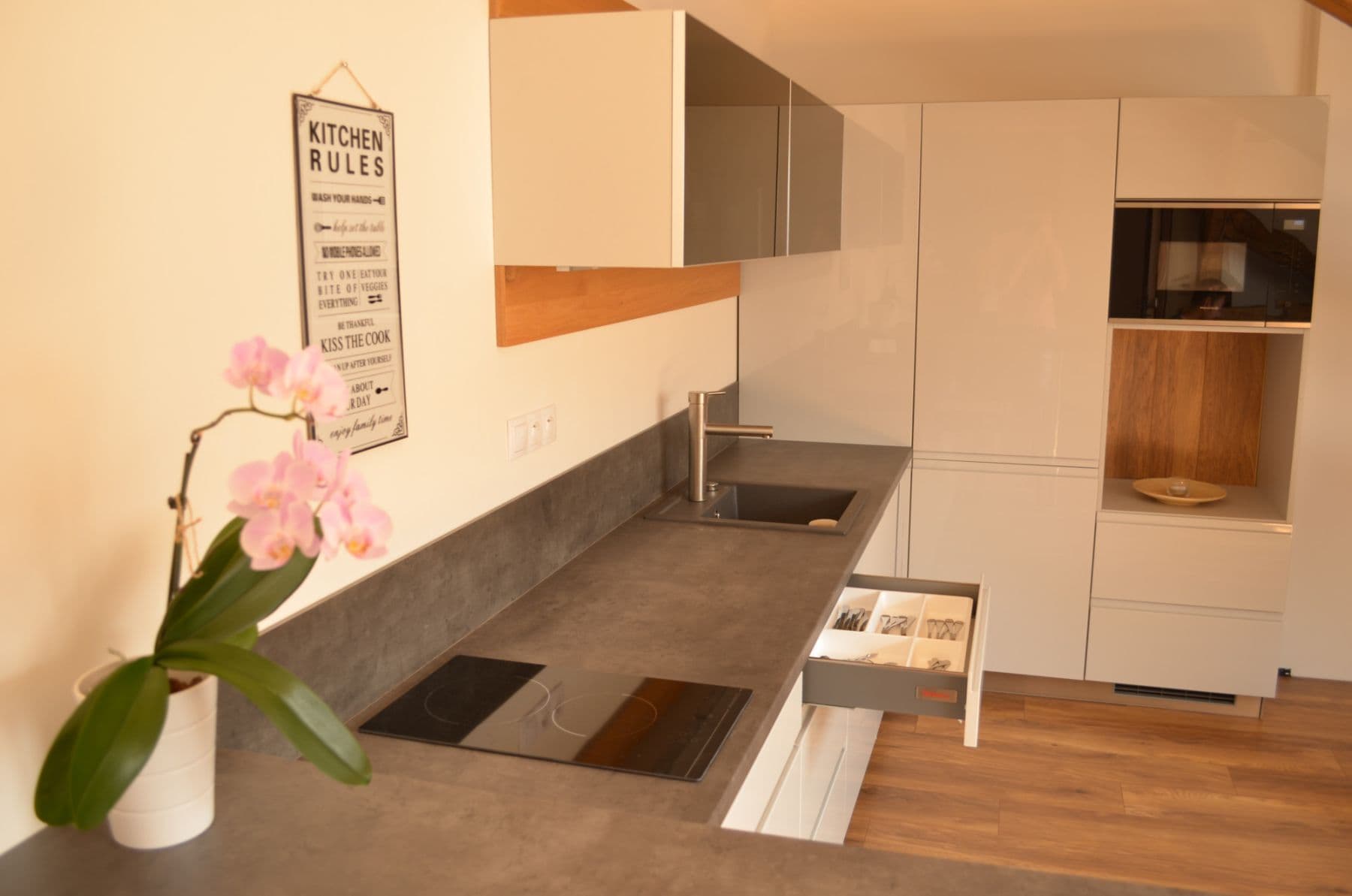 Prenájom bytu 55 m², Bulharská, Praha, Praha Prenájom bytu 55 m², Bulharská, Praha, Praha