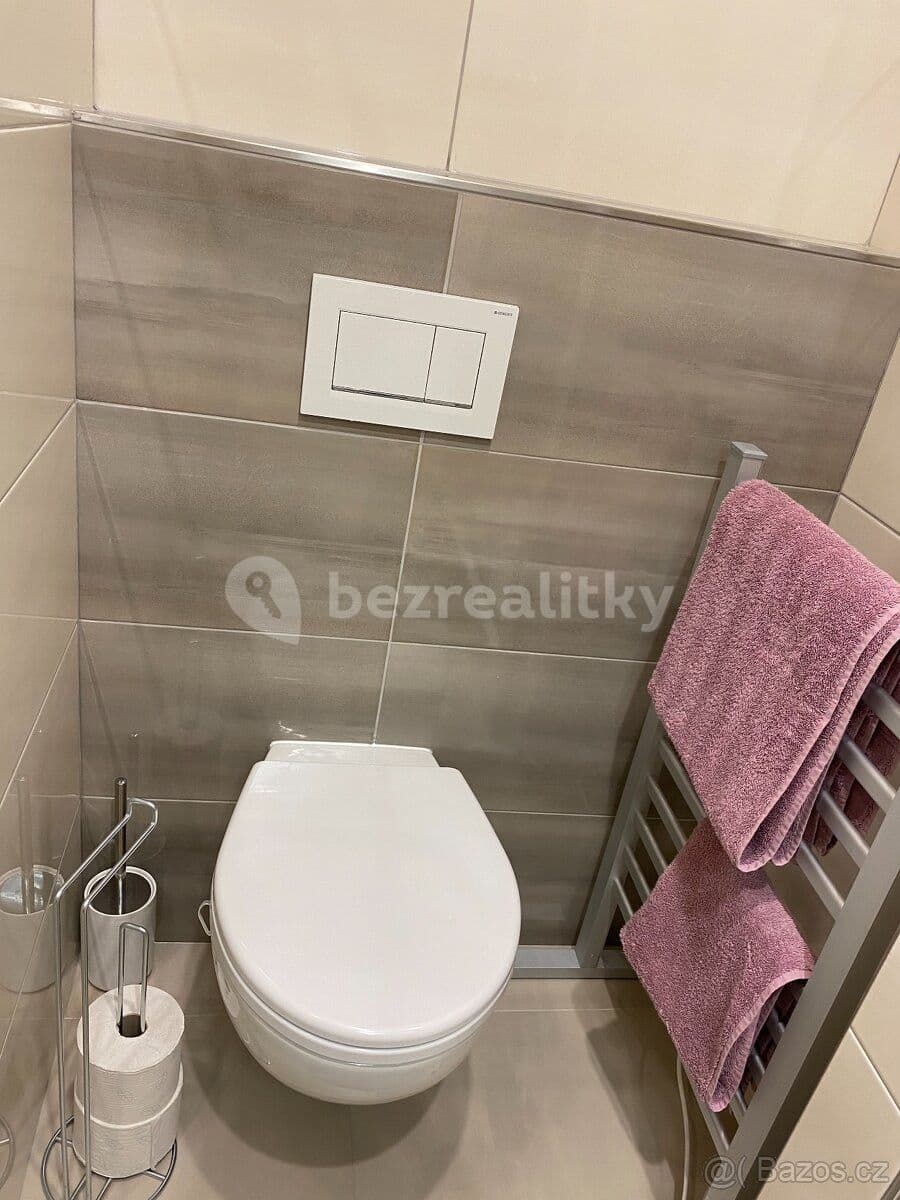 Prenájom bytu 1-izbový 28 m², Novoměstská, Brno, Jihomoravský kraj Prenájom bytu 1-izbový 28 m², Novoměstská, Brno, Jihomoravský kraj