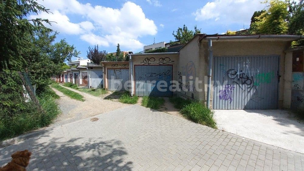 Prenájom garáže 20 m², Brno, Jihomoravský kraj Prenájom garáže 20 m², Brno, Jihomoravský kraj
