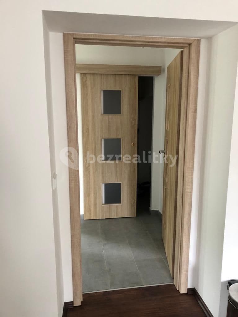 Prenájom bytu 2-izbový 58 m², Za Mlýnem, Hostivice, Středočeský kraj Prenájom bytu 2-izbový 58 m², Za Mlýnem, Hostivice, Středočeský kraj