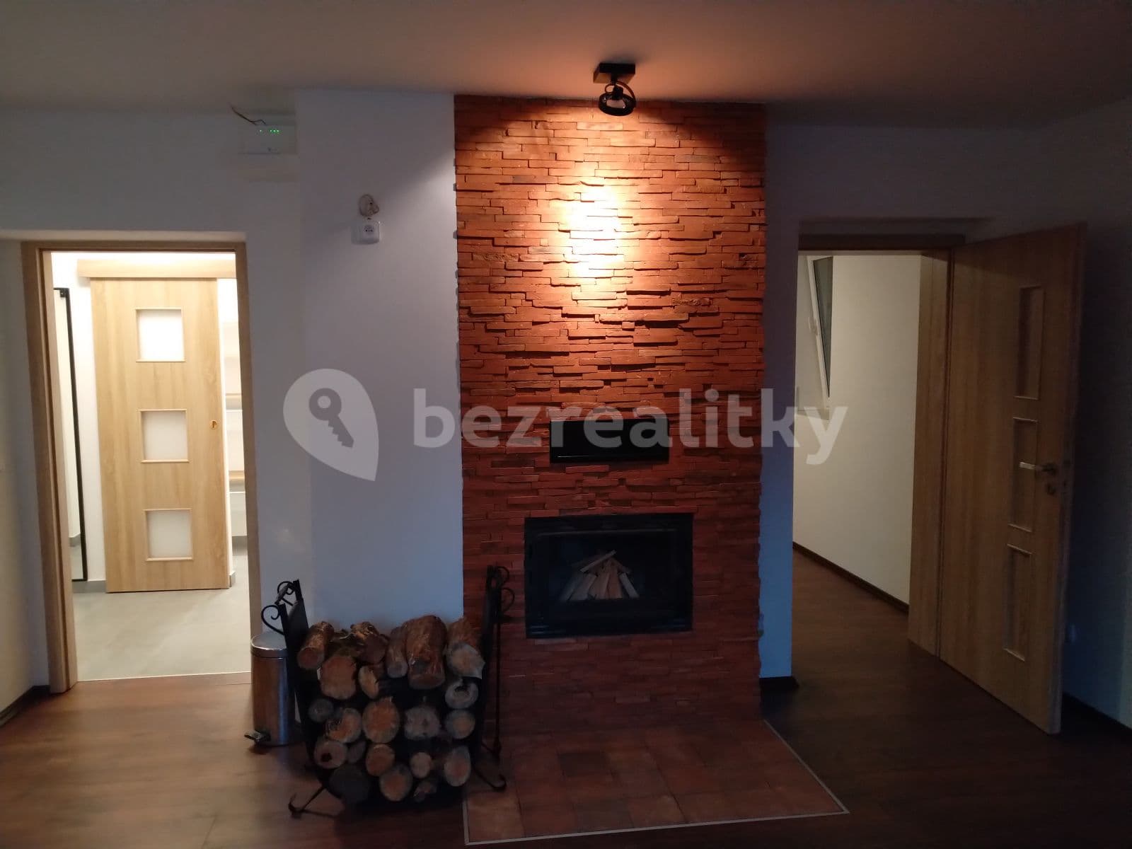 Prenájom bytu 2-izbový 58 m², Za Mlýnem, Hostivice, Středočeský kraj Prenájom bytu 2-izbový 58 m², Za Mlýnem, Hostivice, Středočeský kraj