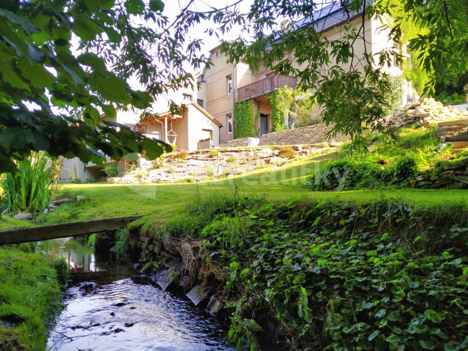 Prenájom bytu 2-izbový 58 m², Za Mlýnem, Hostivice, Středočeský kraj Prenájom bytu 2-izbový 58 m², Za Mlýnem, Hostivice, Středočeský kraj