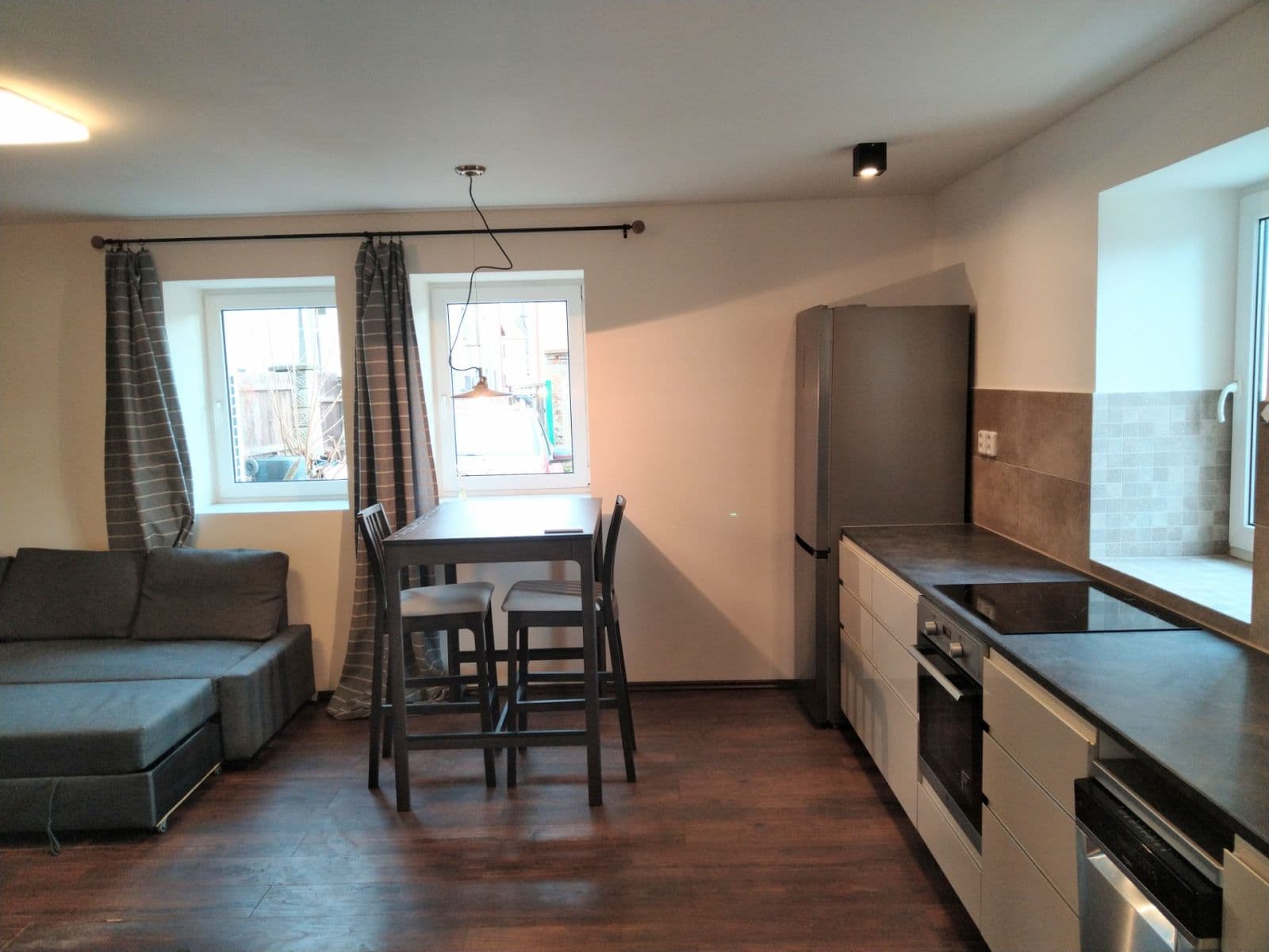 Prenájom bytu 2-izbový 58 m², Za Mlýnem, Hostivice, Středočeský kraj Prenájom bytu 2-izbový 58 m², Za Mlýnem, Hostivice, Středočeský kraj