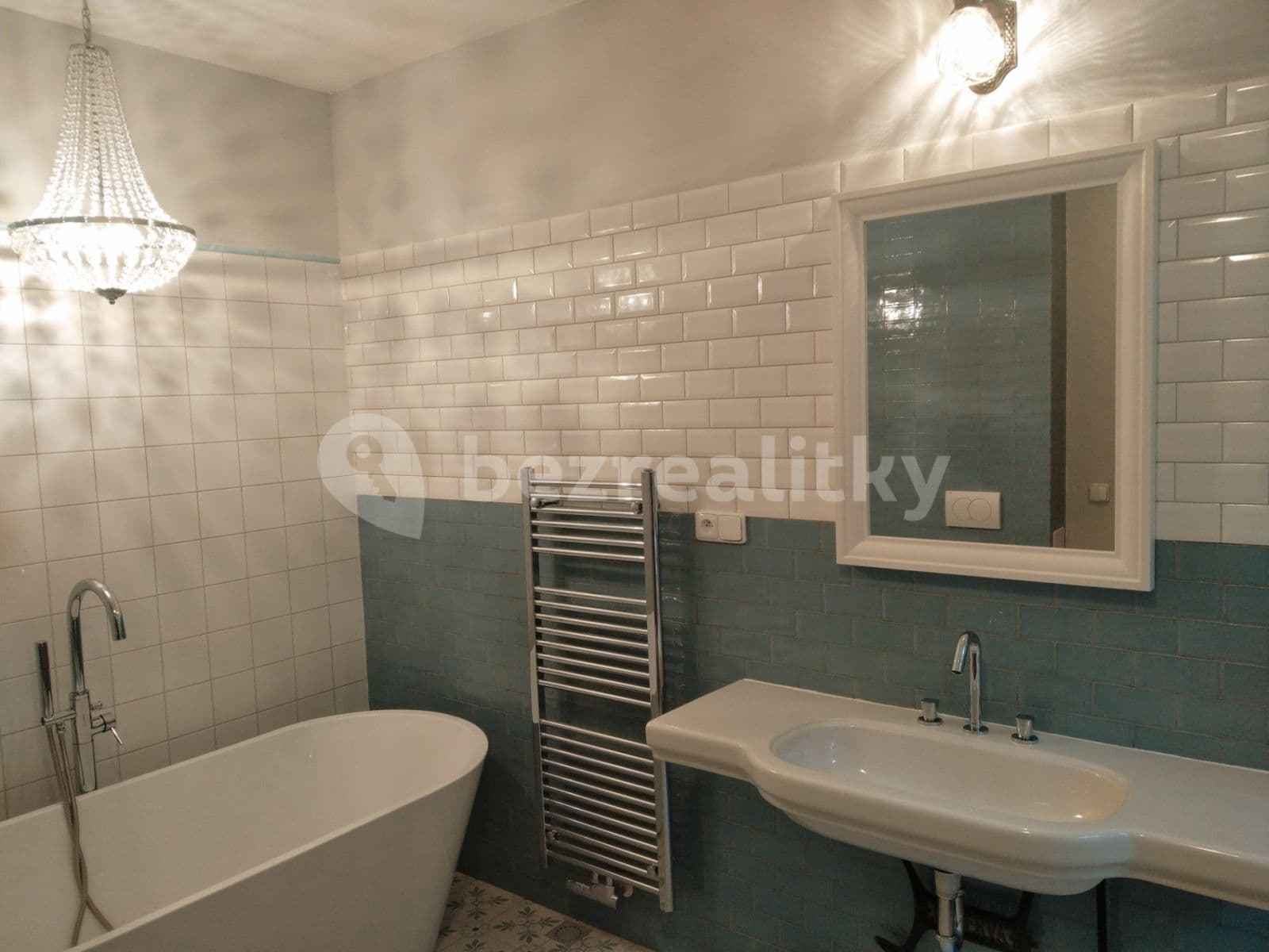 Prenájom bytu 2-izbový 74 m², Za Mlýnem, Hostivice, Středočeský kraj Prenájom bytu 2-izbový 74 m², Za Mlýnem, Hostivice, Středočeský kraj