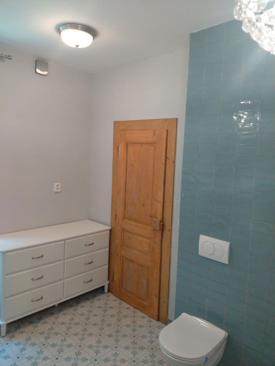 Prenájom bytu 2-izbový 74 m², Za Mlýnem, Hostivice, Středočeský kraj Prenájom bytu 2-izbový 74 m², Za Mlýnem, Hostivice, Středočeský kraj