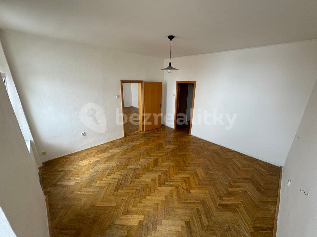 Prenájom bytu 3-izbový 80 m², Husova, Olomouc, Olomoucký kraj Prenájom bytu 3-izbový 80 m², Husova, Olomouc, Olomoucký kraj