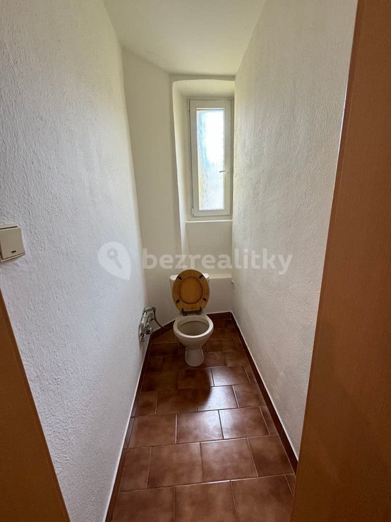 Prenájom bytu 3-izbový 80 m², Husova, Olomouc, Olomoucký kraj Prenájom bytu 3-izbový 80 m², Husova, Olomouc, Olomoucký kraj