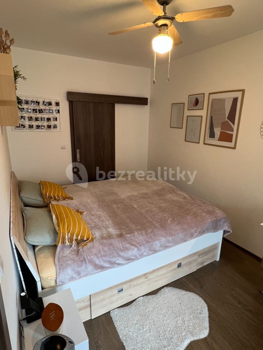 Prenájom bytu 2-izbový 56 m², Bermanova, Praha, Praha Prenájom bytu 2-izbový 56 m², Bermanova, Praha, Praha