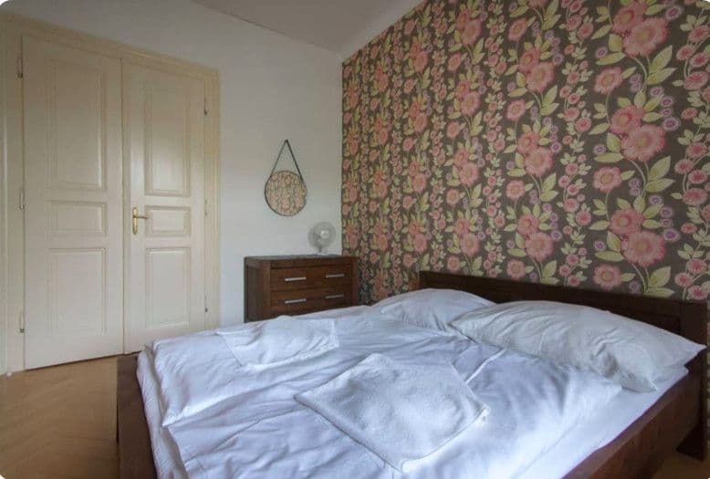 Prenájom bytu 90 m², Blanická, Praha, Praha Prenájom bytu 90 m², Blanická, Praha, Praha