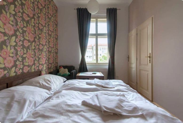 Prenájom bytu 90 m², Blanická, Praha, Praha Prenájom bytu 90 m², Blanická, Praha, Praha