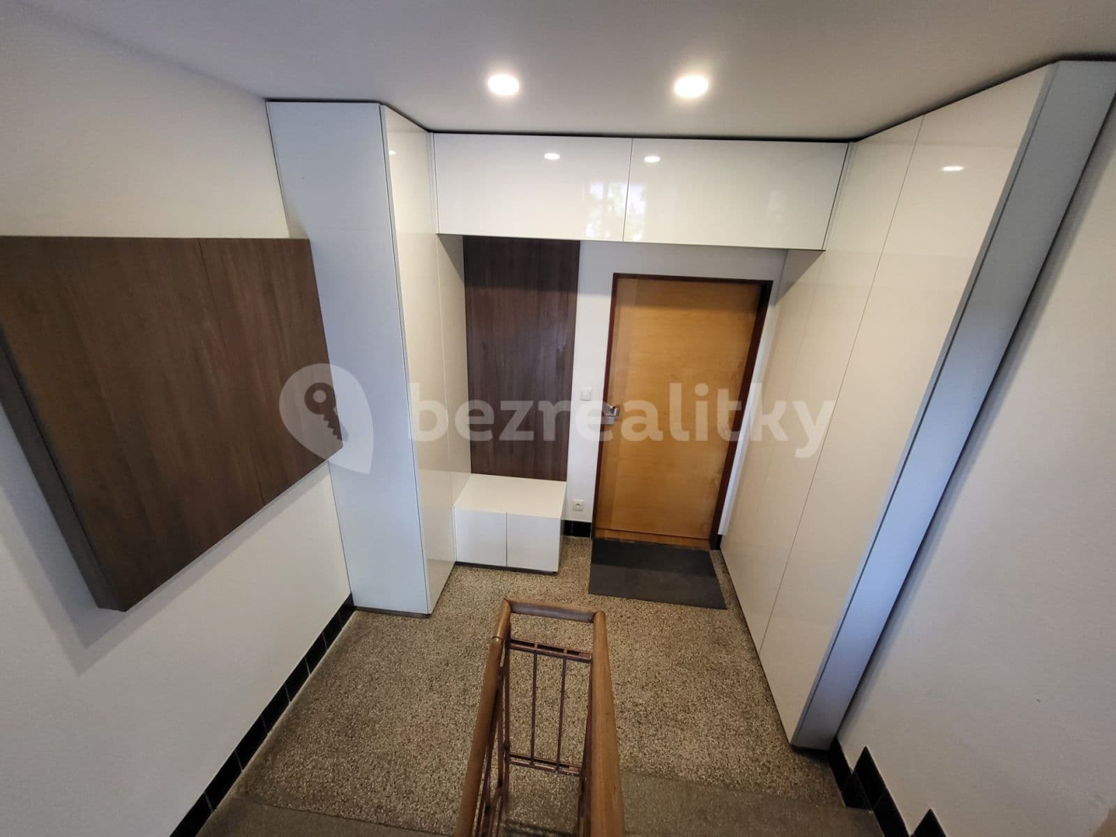 Prenájom bytu 3-izbový 91 m², Jiřího Purkyně, Hradec Králové, Královéhradecký kraj Prenájom bytu 3-izbový 91 m², Jiřího Purkyně, Hradec Králové, Královéhradecký kraj