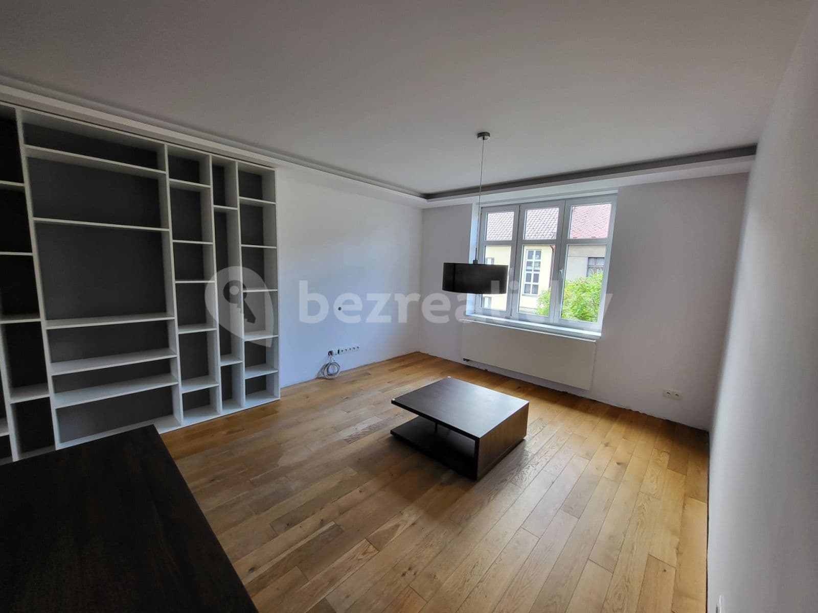 Prenájom bytu 3-izbový 91 m², Jiřího Purkyně, Hradec Králové, Královéhradecký kraj Prenájom bytu 3-izbový 91 m², Jiřího Purkyně, Hradec Králové, Královéhradecký kraj